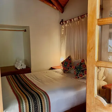 Picaflor Tambo Guest House